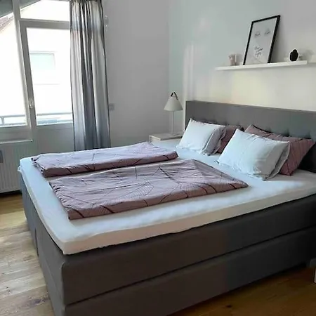 Modernes Loft In *
